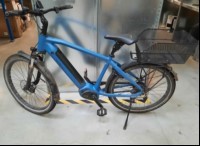 Velo de Ville SEB 990 SUV Smart, Farbe: blau, Reifengröße: 27,5", Bereifung: Schwalbe, Motor: Bosch Mittelmotor, Akku: 625Wh, Display: Bosch, Lenker: ErgoTec, Bremssystem: Hydraulische Scheibenbremse, Licht: vorhanden, Schutzblech: vorhanden, Zube...