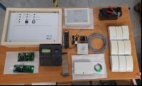 Teile aus  Fernmeldeüberwachungsanlage, alles ungeprüft, keine Garantie auf Vollständigkeit und Funktionen, Lieferumfang siehe Bilder, alle Angaben ohne Gewähr (ID=V13-82)