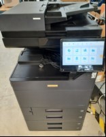 Kopierer Utax 2508ci, SN: H2E1100308, Inbetriebnahme11.2021, 4 Papierfächer, Toner: ca.  sw 80% cyan 40% magenta 40% gelb 10% Zähler: 290644 4 laut Statusseite, optisch guter Zustand, Ausdrucke gut, Wartung und Service empfohlen, keine weiteren Te...