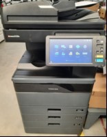 Toshiba e-Studio 2528A,SN:CTBN40524, Seitenanzahl: 104131, laut Zählerliste, Ausdrucke verschmiert, Tonerstand: ca. 30%,keine weiteren Tests durchgeführt, Inbetriebnahme 07.2023, 3 Papierfächer,Wartung und Service notwendig,  keine Garantie auf Fu...