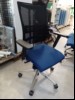 Bürostuhl Nowy Styl Net auf Rollen, Stoffbezug blau, leicht verschmutzt, Gebrauchsspuren, siehe Beispielbild, Nur für Selbstabholer! Kein Versand/Verpacken möglich! (ID=A06-00)