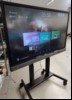 BenQ RP6502 UHD 65\'\' Touchdisplay mit Fernbedienung und 2x Stift, inkl. BenQ InstaShow WDC20 (2x Transmitter und 1x Receiver) und motorisch höhenverstellbares Fahrgestell, Display lässt sich einschalten - keine weiteren Tests durchgeführt (Stiftst...
