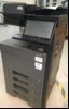Kyocera TASKalfa 3253ci, SN:RFH9714274 4 Papierkassetten,Zähler total:85894, color:32725, s/w:53169, gebrauchter Zustand mit Verschmutzungen, Klebereste und Abschürfungen am Gehäuse, unterer Kassettenschrank defekt,, Transportschaden, Datenlöschun...