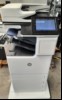 HP Color LaserJet MFP E67660Z, SN:NLBVN6S050 , 4 Papierfächer, . Gerät optisch guter gebrauchter Zustand, , Ausdrucke sehr blass da schwarze Patrone leer, Druckdurchläufe 88088 laut Ausdruck, keine weiteren Tests durchgeführt keine Garantie auf Fu...