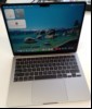 Apple MacBook Air M2 (Z15S001KKD/A - 2022 - Mac14,2) space grau mit Apple M2 8-Core CPU, 16 GB LPDDR5 RAM, 34,46 cm (13,6") Liquid Retina Display (Auflösung 2560 x 1664), 256 GB APPLE SSD AP0256Z, 2x Thunderbolt3/USB4 Anschluss (USB-C), 1x MagSafe...