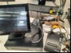 Teile aus Computerkassensystem bestehend aus: Colormetrics Touch-Computerkasse P1000, Metapace Thermo-Bondrucker T-3II, Metapace Handscanner S-61 und Metapace Kassenlade mit 2 Schlüsseln, Computerkasse nur elektrisch geprüft(lässt sich starten) Re...