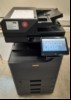 Utax 3508ci, SN:H574X52280,  4 Papierfächer, DP7160, Zähler: 31987 laut Statusseite, optisch gebrauchter Zustand, Gehäuse mit Verschmutzungen und Abschürfungen,  Rückwand hinten fehlt!!!!!  Reinigung notwendig, Ausdrucke gut, keine weiteren Tests ...